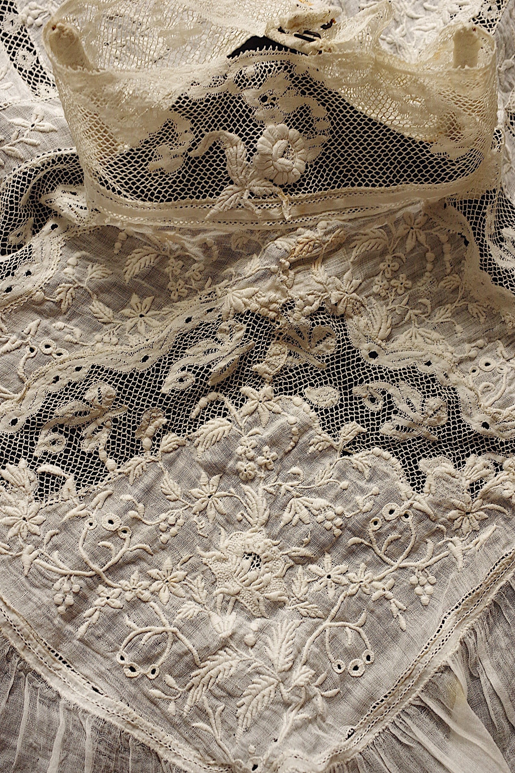 アンティークレース dentelle ancienne　刺繍襟