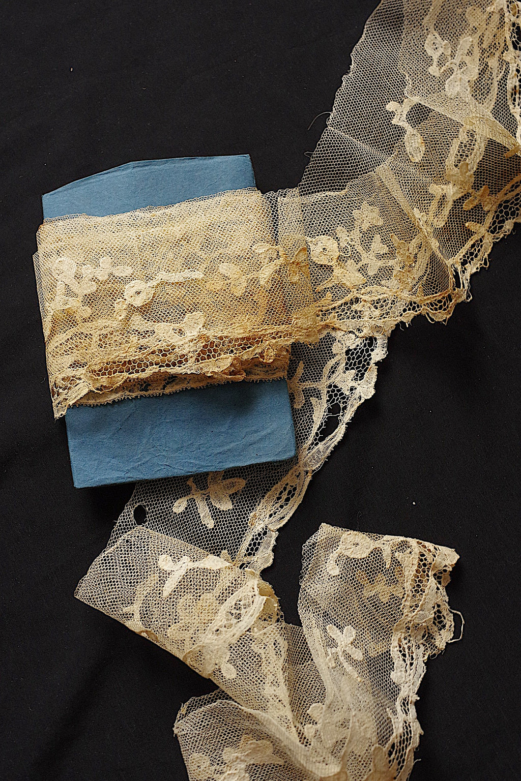 アンティークレース dentelle ancienne　160cm 160cm