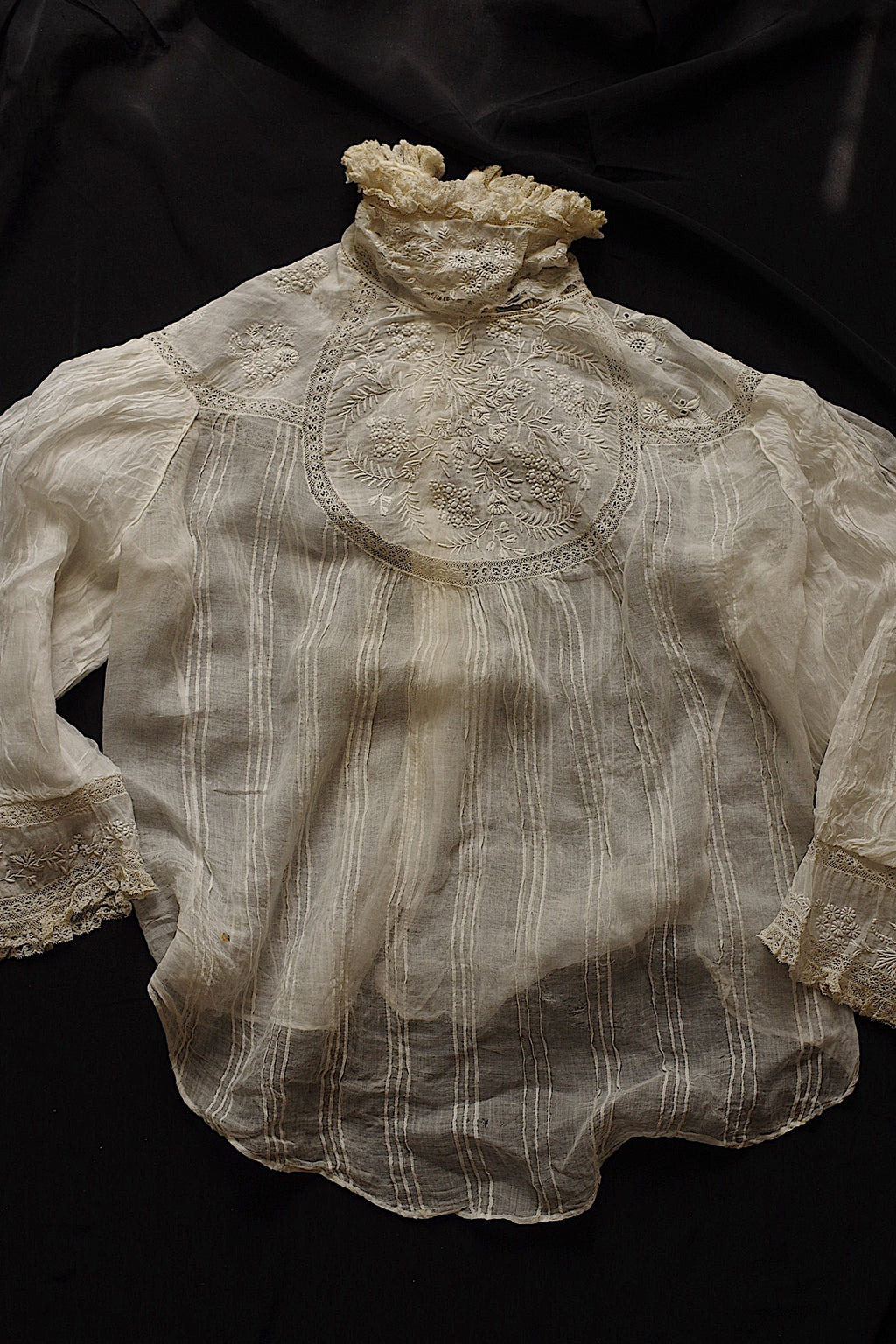 アンティーク服 vêtement＋dentelle antique　lot 素材用として