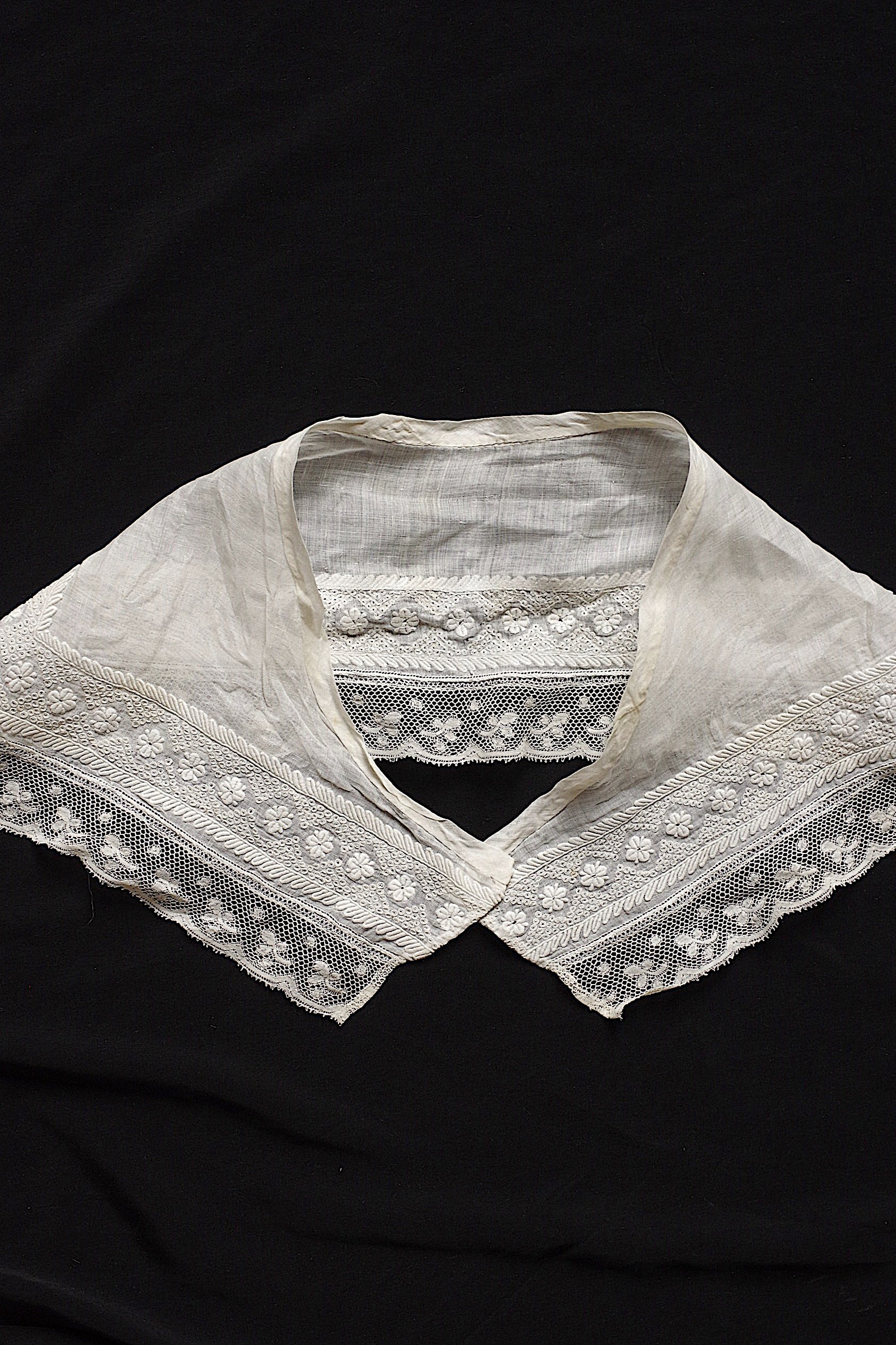 アンティークレース dentelle ancienne　襟 petit 1