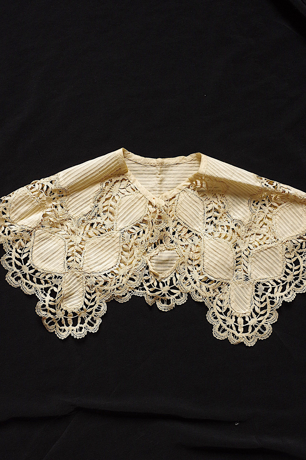 アンティークレース dentelle ancienne　襟 petit 2