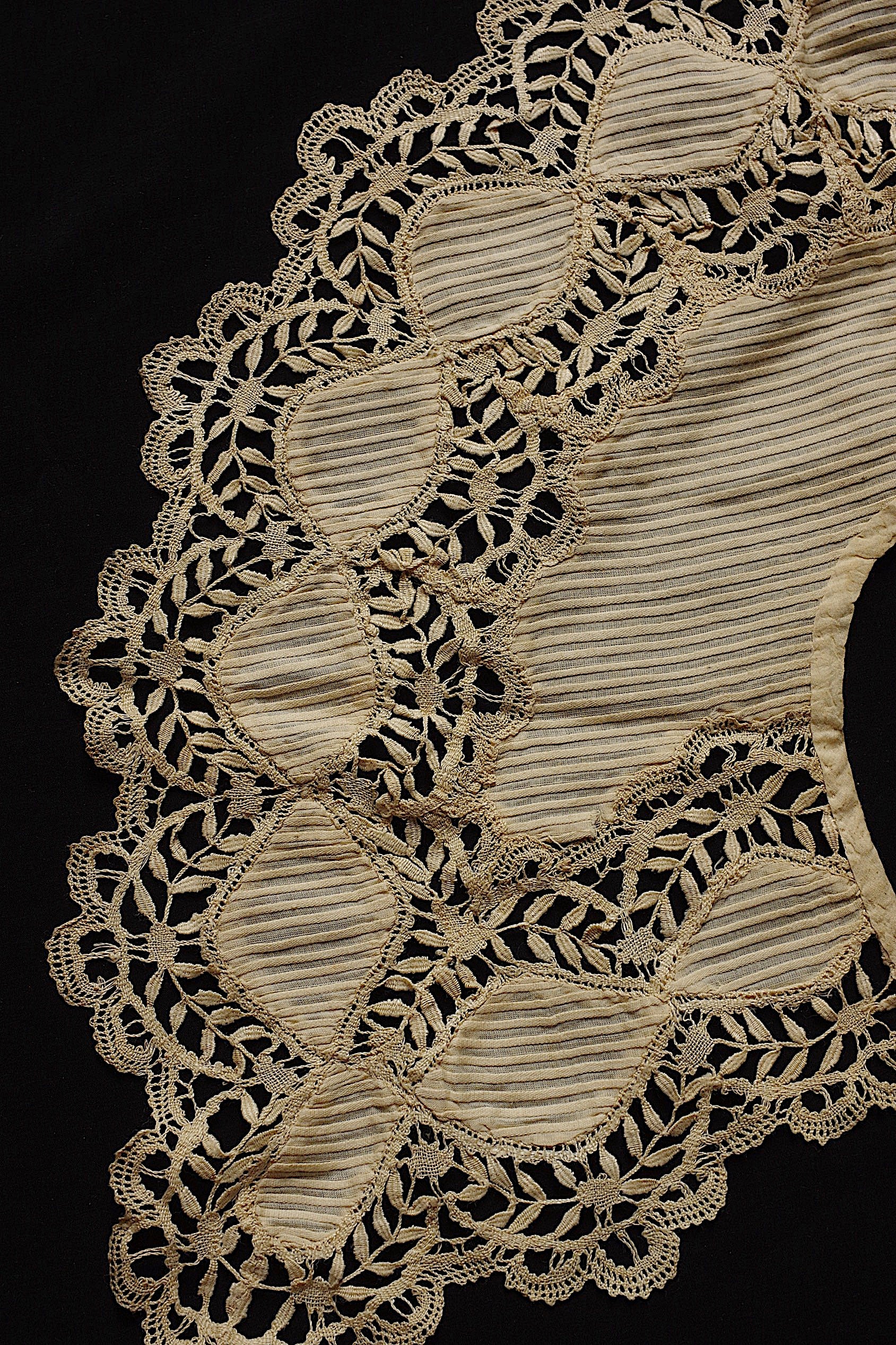 アンティークレース dentelle ancienne　襟 petit 2