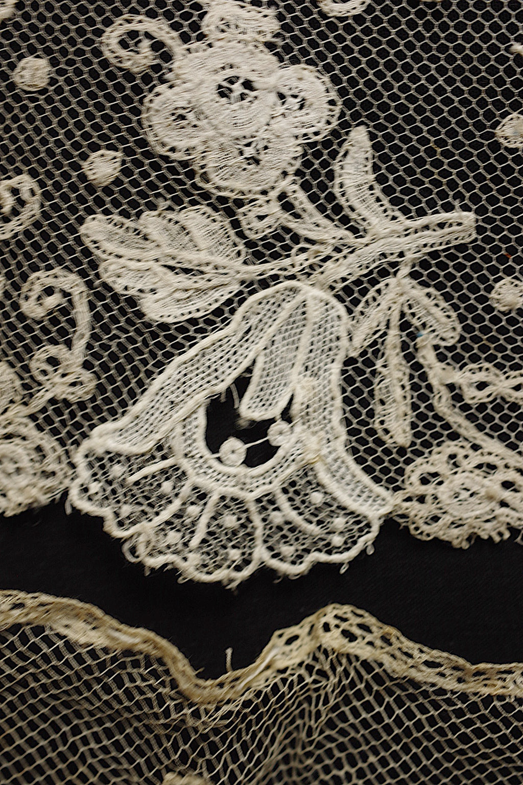 アンティークレース dentelle ancienne　ハギレ3本