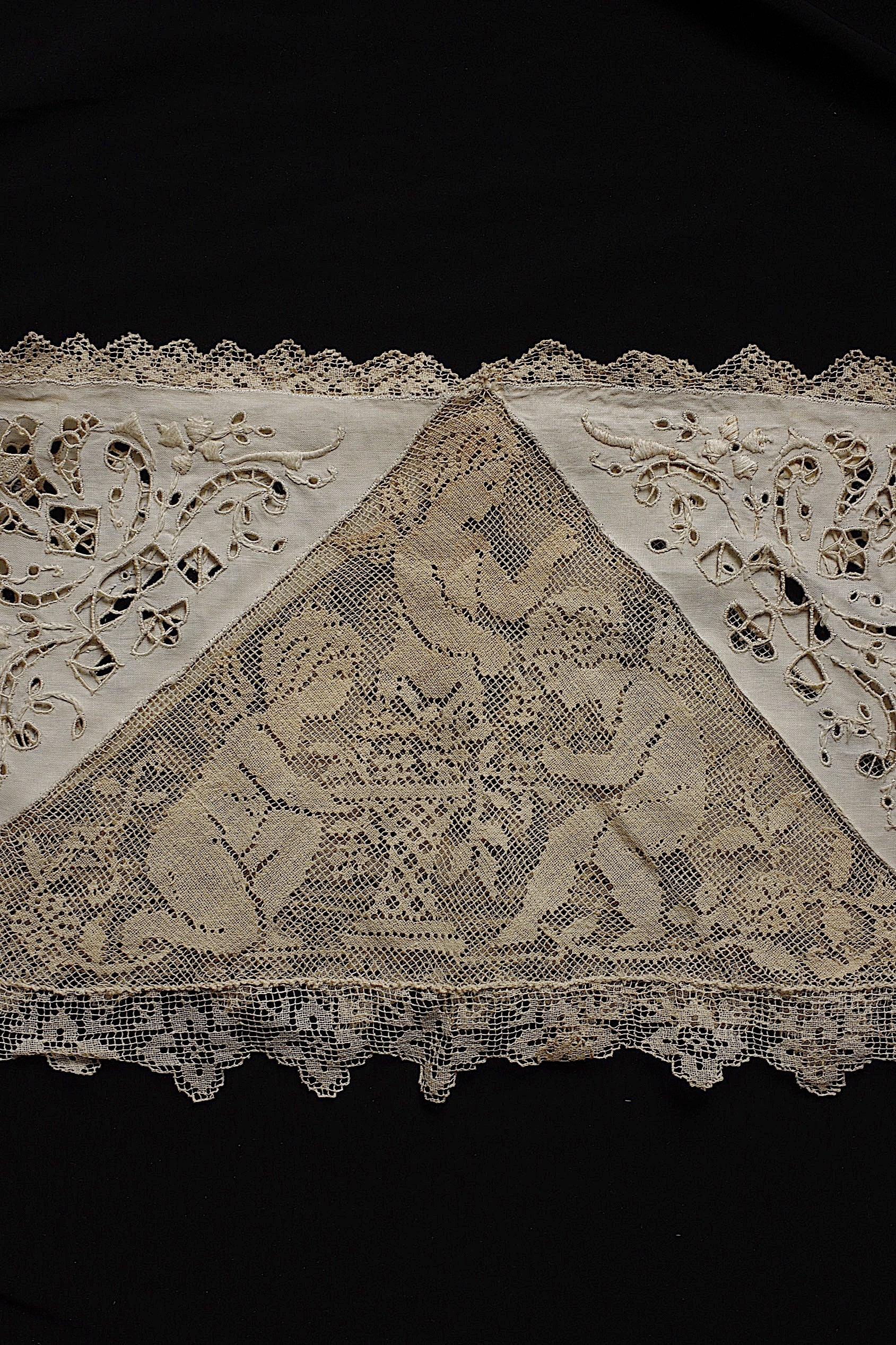 アンティークレース dentelle ancienne　abat jour