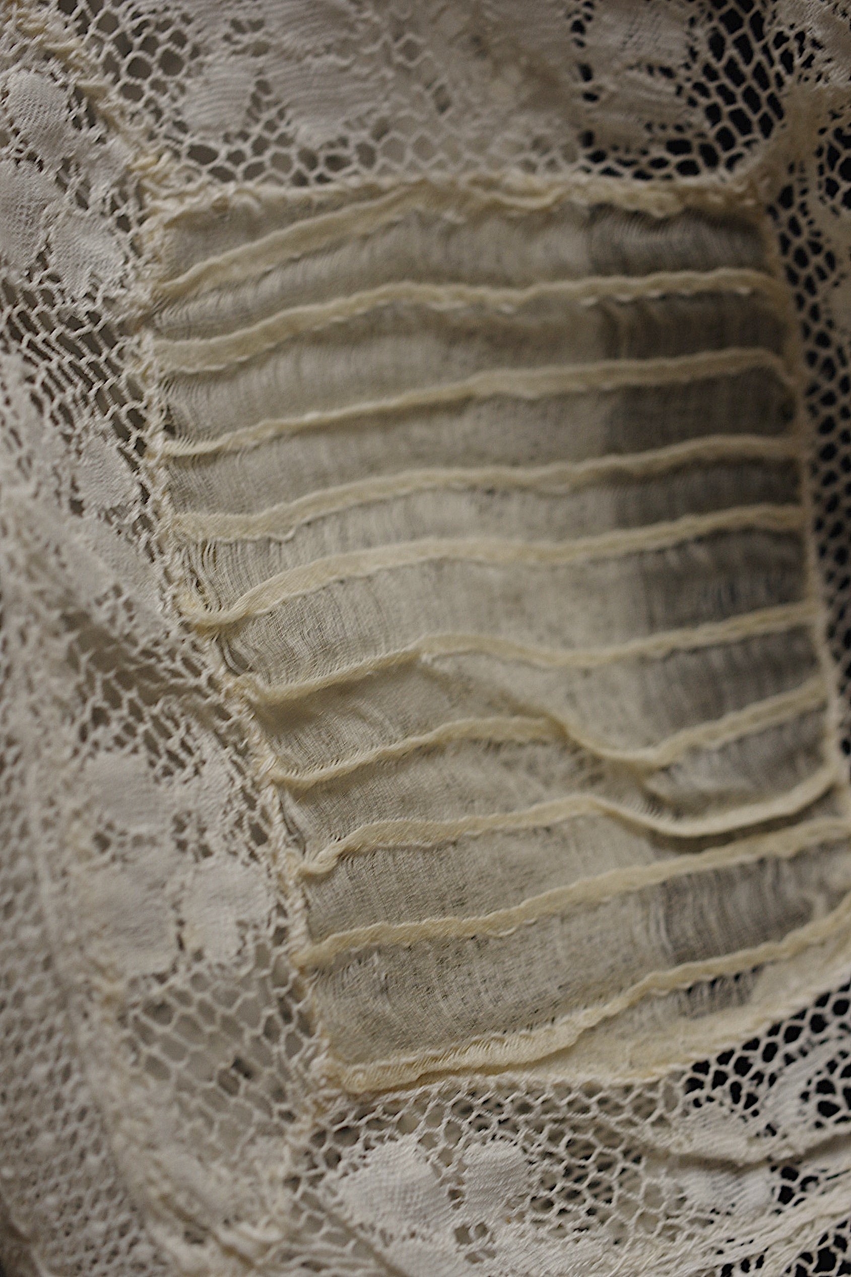 アンティークレース dentelle ancienne　刺繍ハギレ