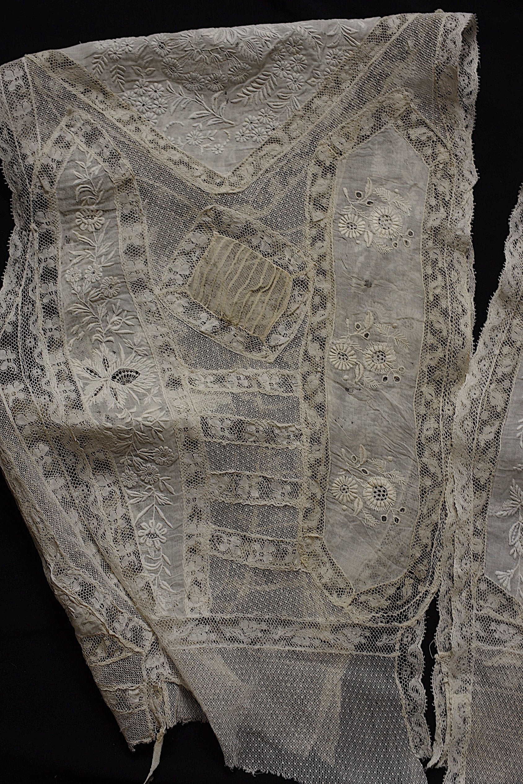 アンティークレース antique lace la dentelle - .FR a l'epoque