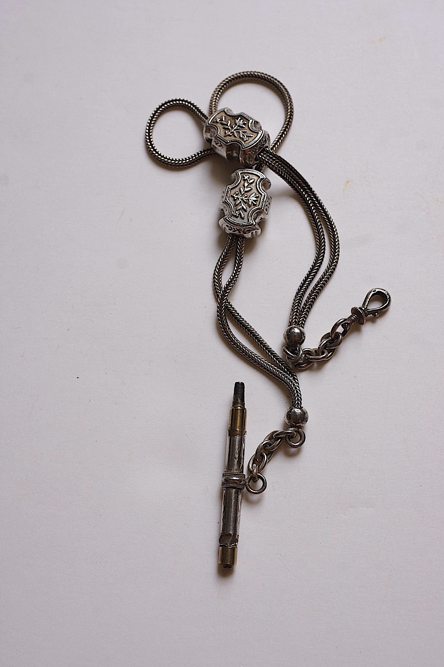 アンティークチェーン　chaînes de montre à gousset
