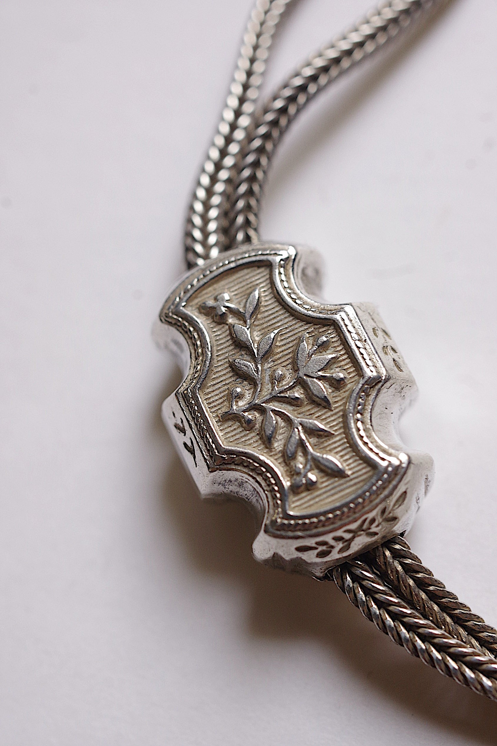アンティークチェーン　chaînes de montre à gousset