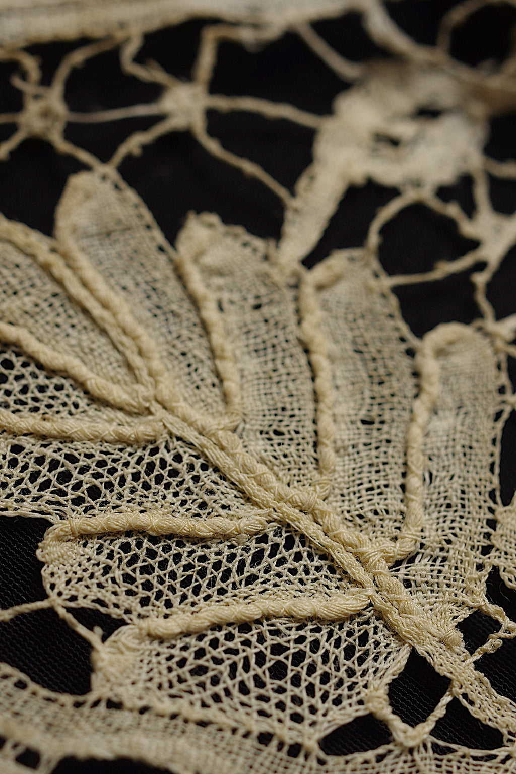 アンティークレース dentelle ancienne　ホニトン　