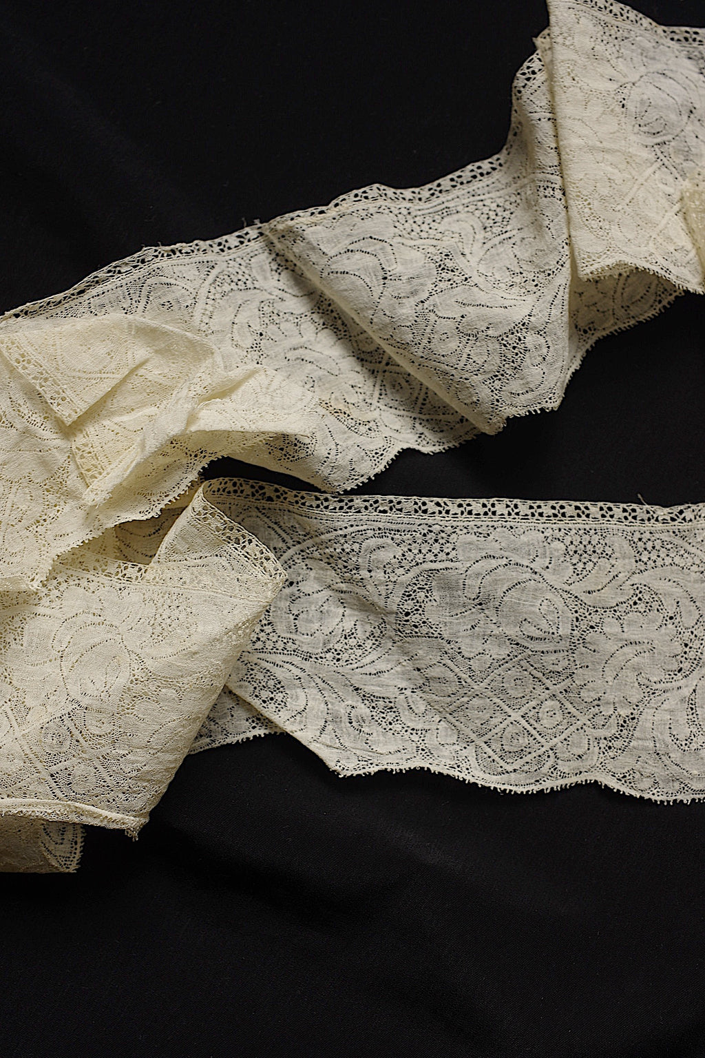 アンティークレース dentelle ancienne　バンシュ