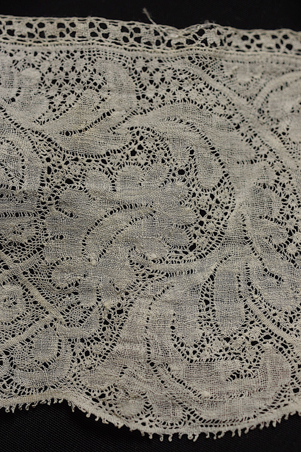 アンティークレース dentelle ancienne　バンシュ