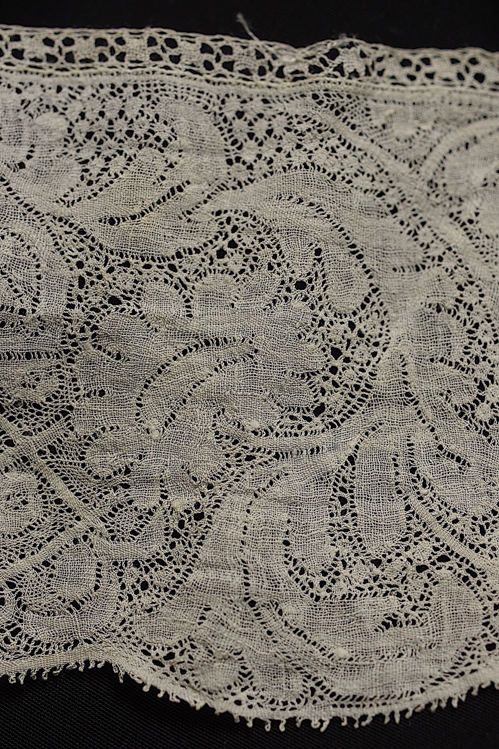 アンティークレース dentelle ancienne　バンシュ
