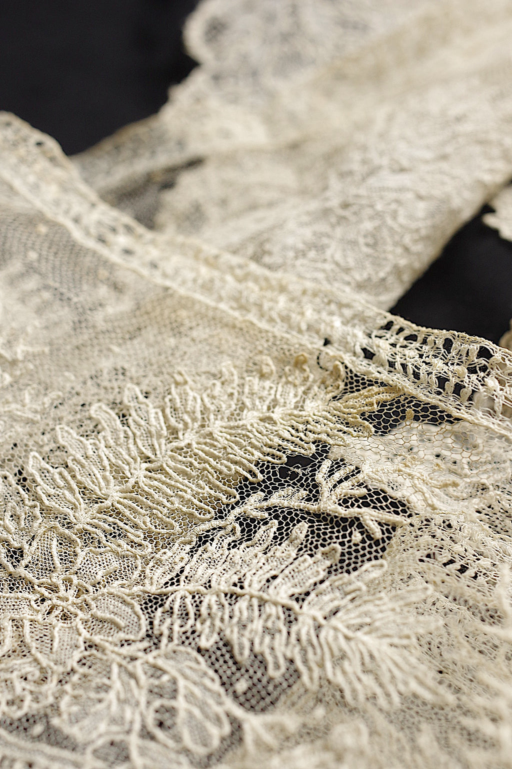 アンティークレース dentelle ancienne　ブリュクセルレース