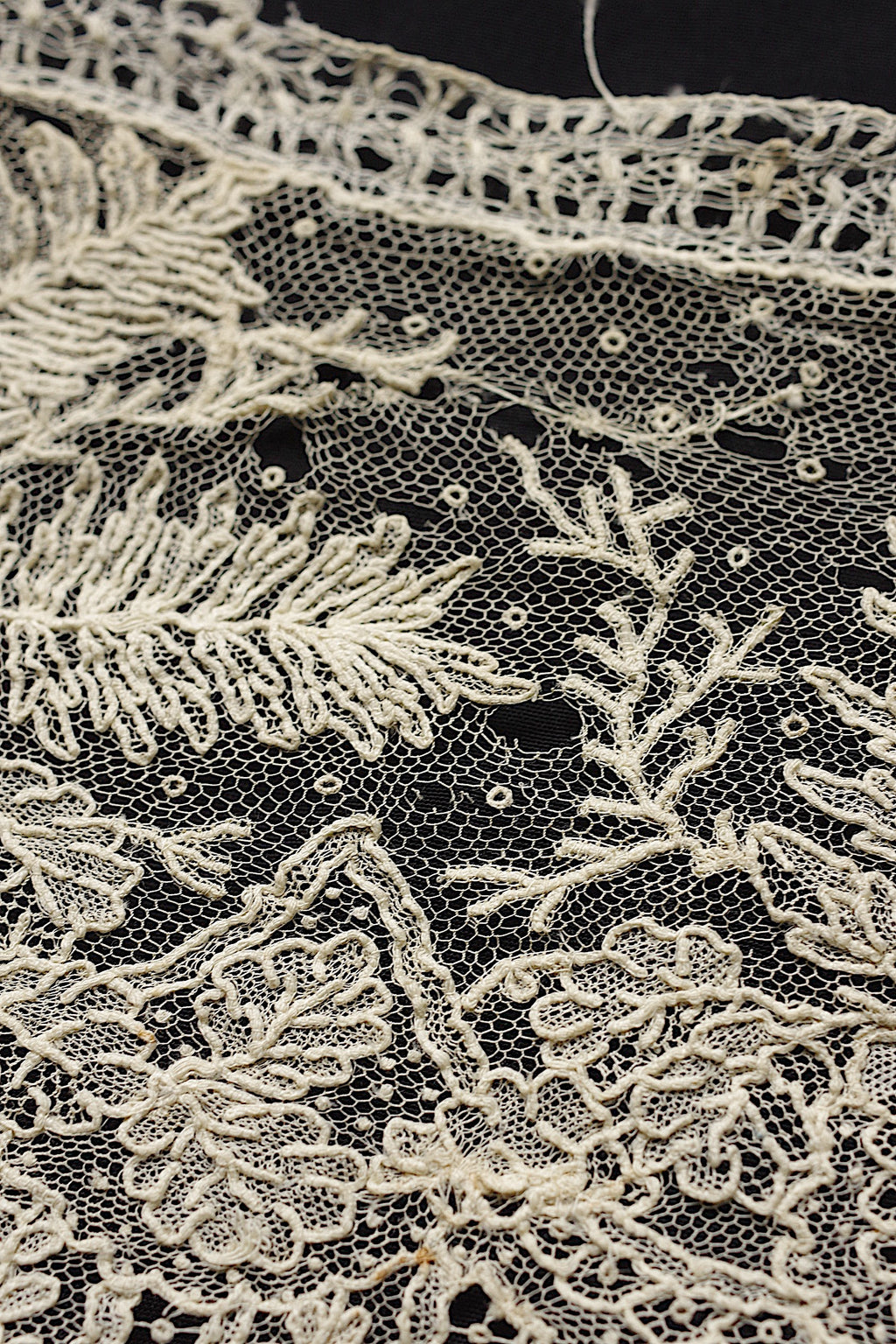 アンティークレース dentelle ancienne　ブリュクセルレース