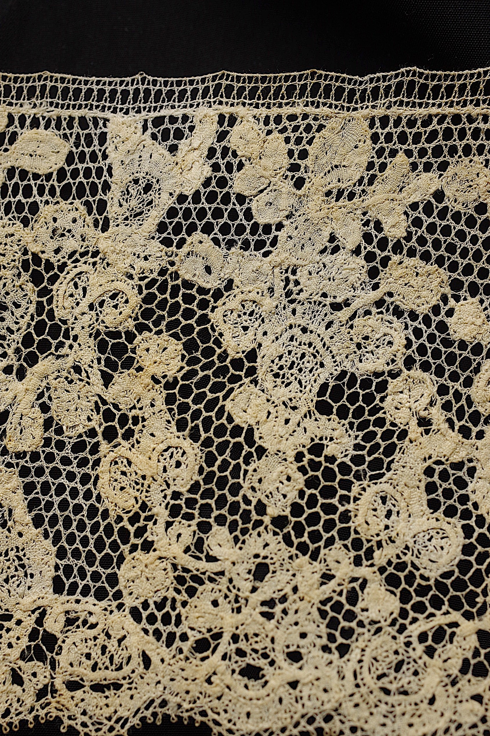 アンティークレース dentelle ancienne　フレミッシュレース110cm