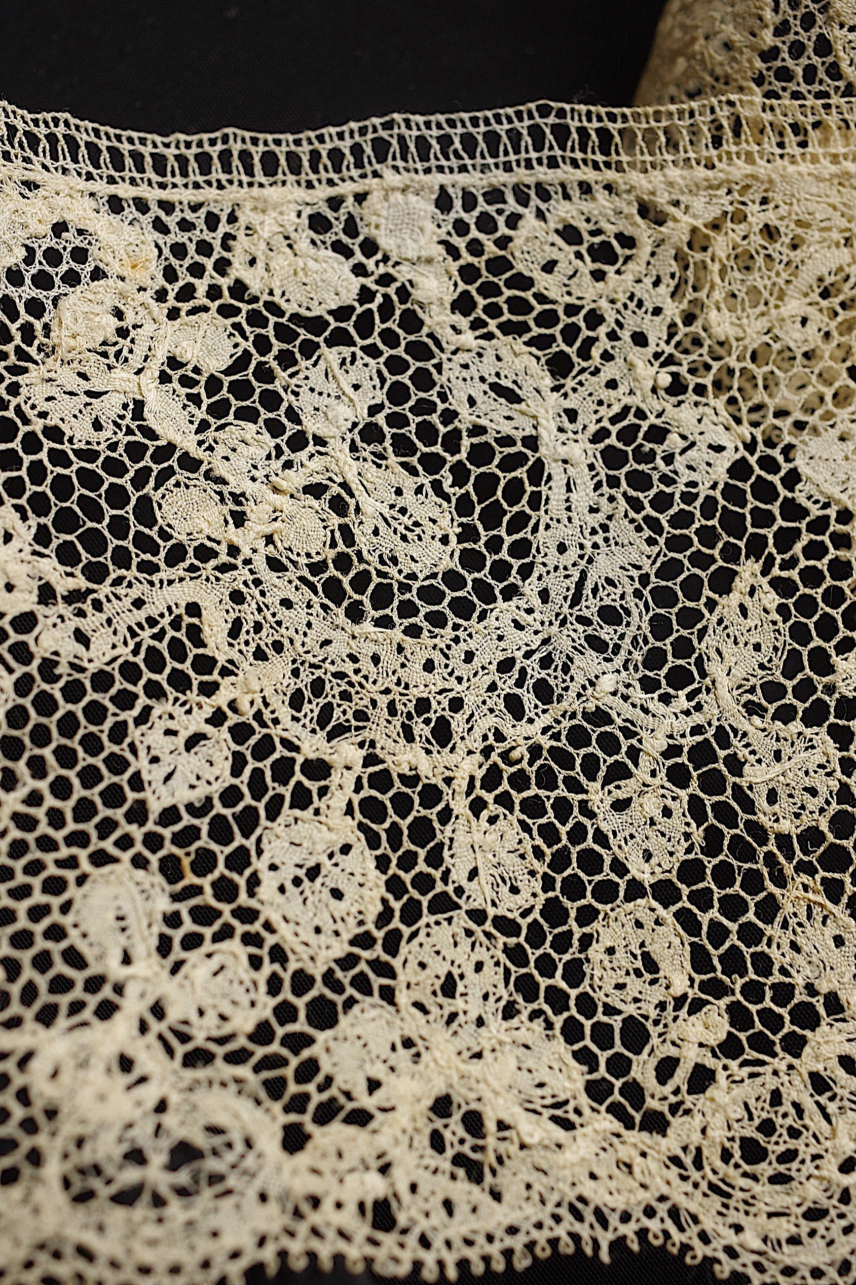 アンティークレース dentelle ancienne　フレミッシュレース110cm