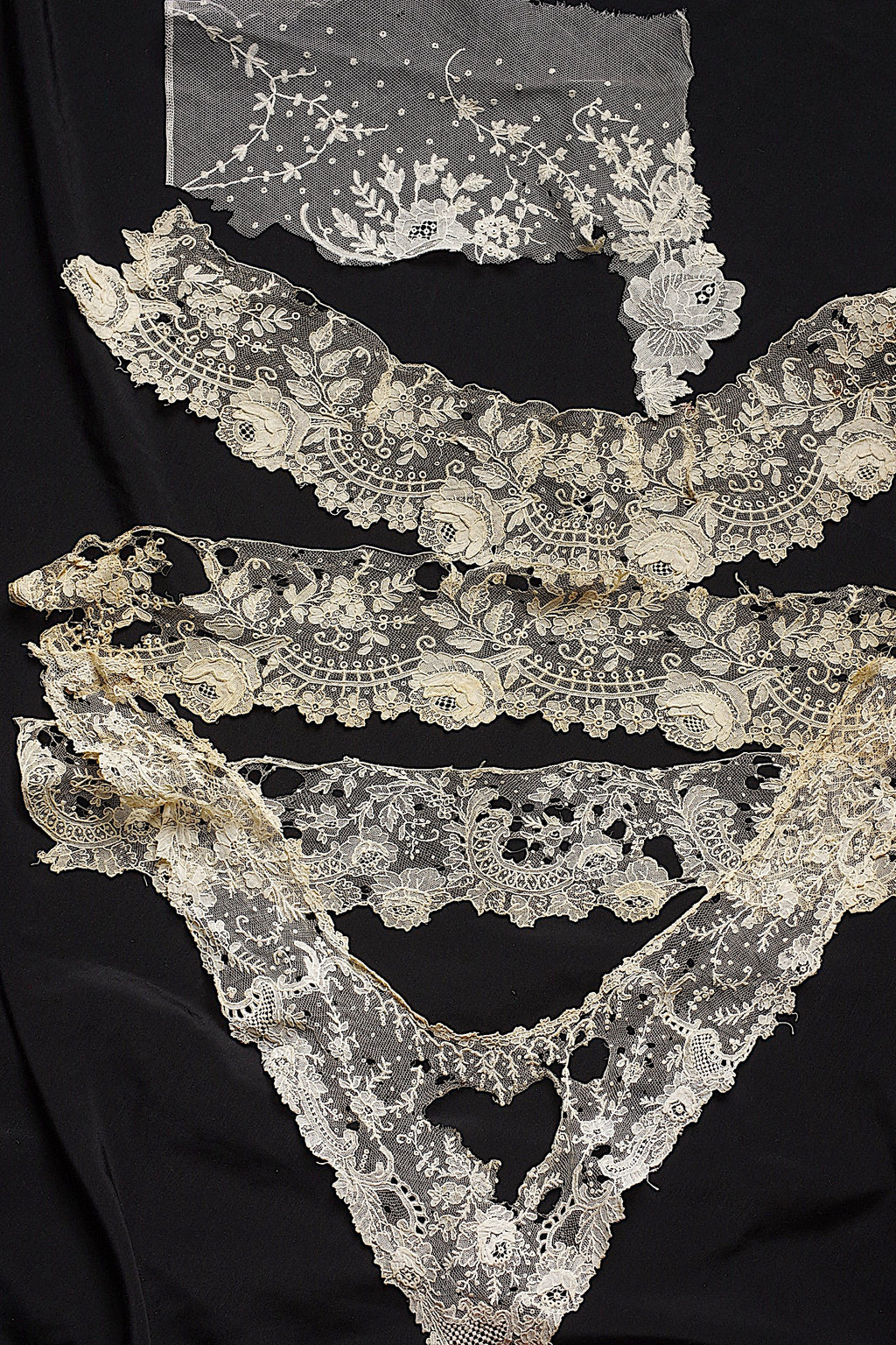 アンティークレース dentelle ancienne　ブリュクセルレース  ハギレ
