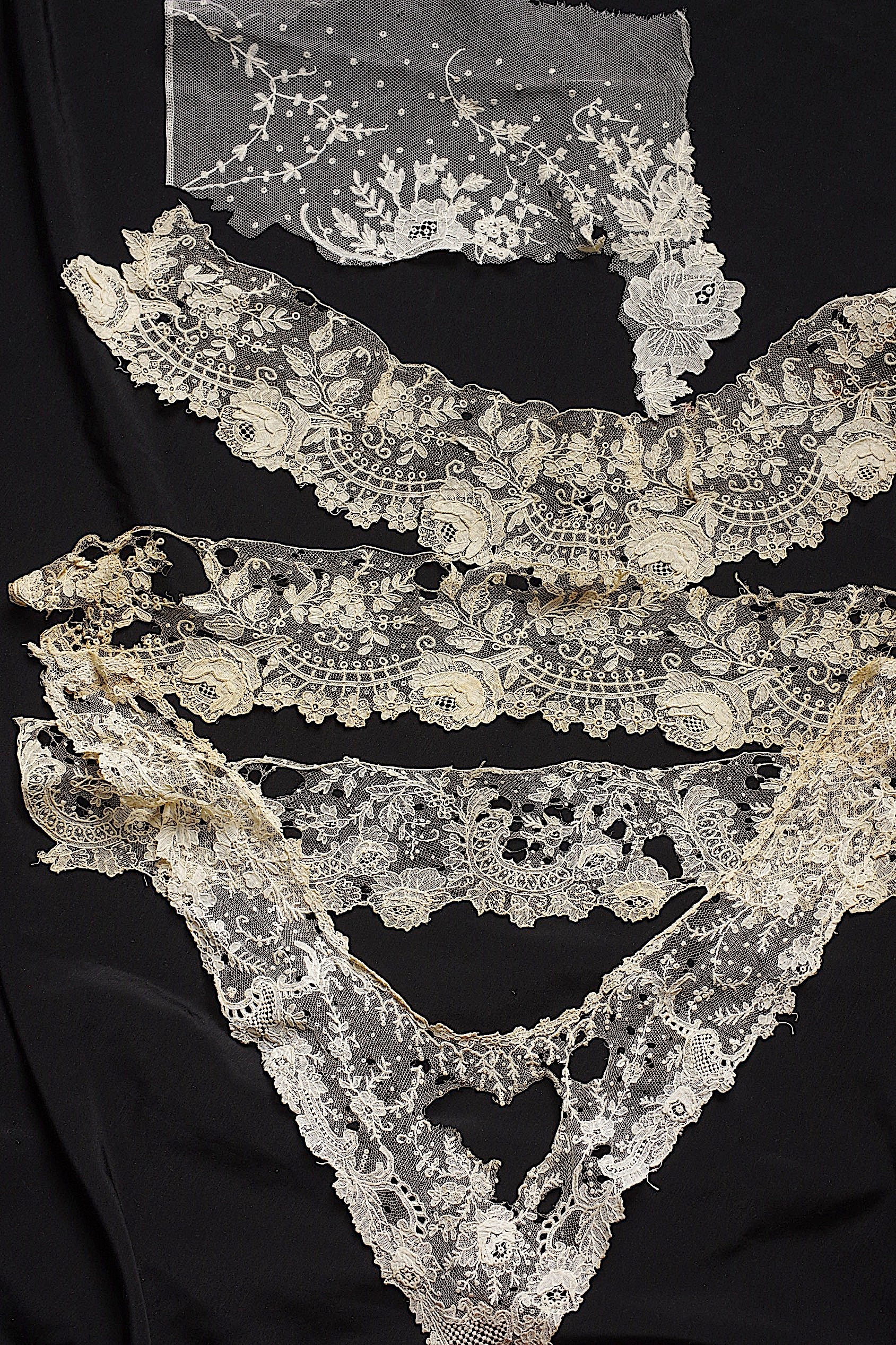 アンティークレース dentelle ancienne　ブリュクセルレース  ハギレ