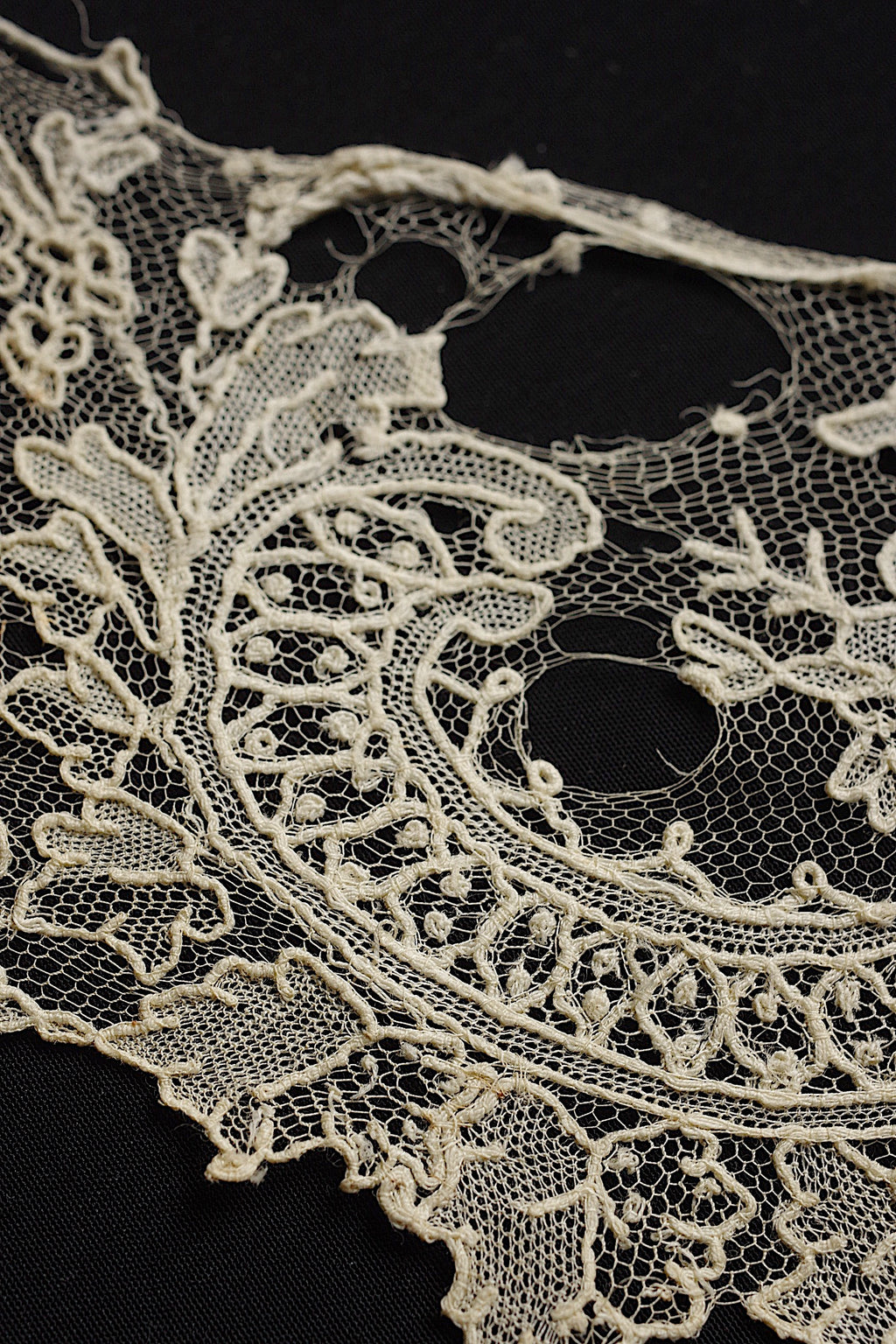 アンティークレース dentelle ancienne　ブリュクセルレース  ハギレ