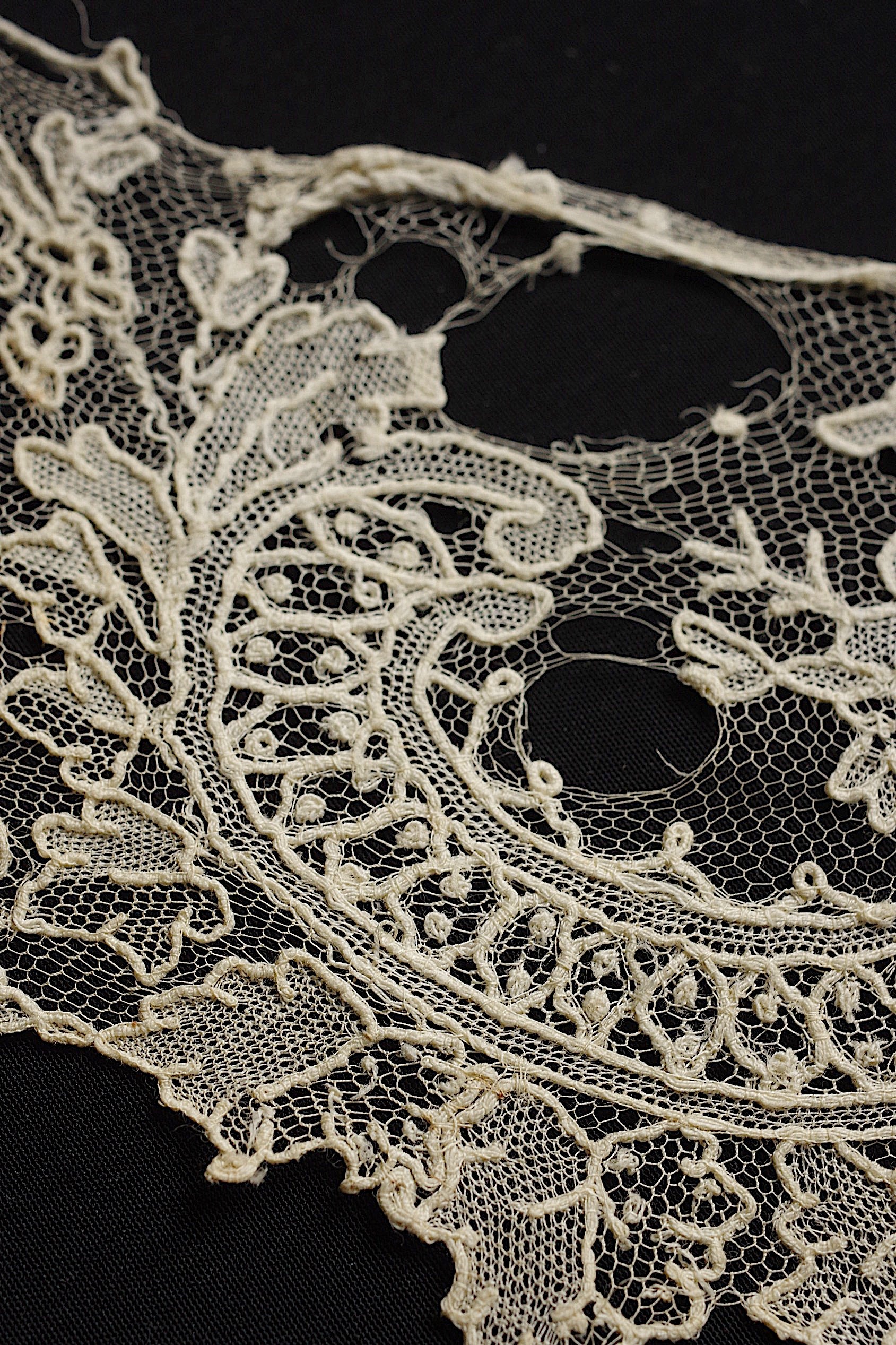アンティークレース dentelle ancienne　ブリュクセルレース  ハギレ