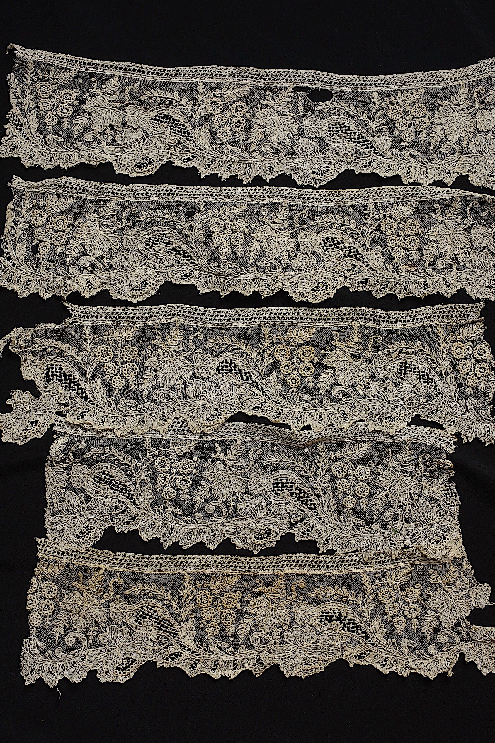 アンティークレース dentelle ancienne　ブリュクセルレース　ハギレ5本