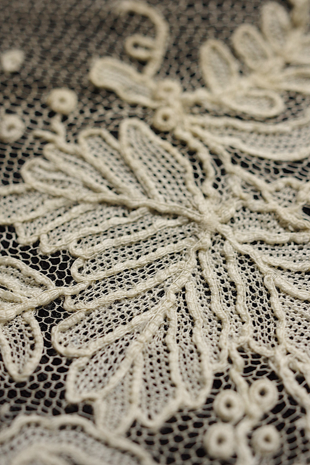 アンティークレース dentelle ancienne　ブリュクセルレース　ハギレ5本