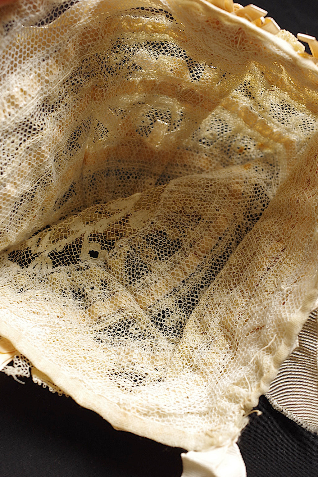 アンティークレース dentelle ancienne　ボネ　bebe1