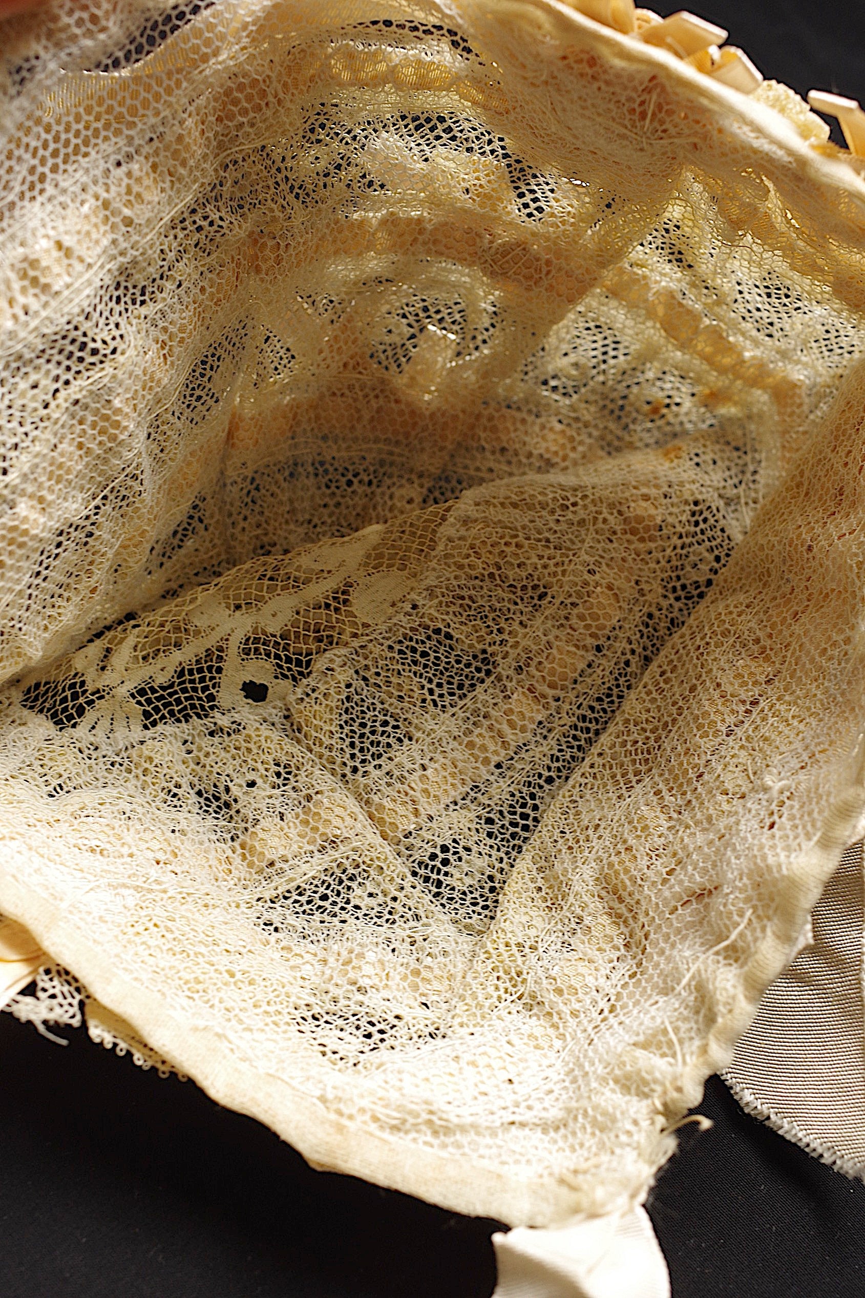 アンティークレース dentelle ancienne　ボネ　bebe1