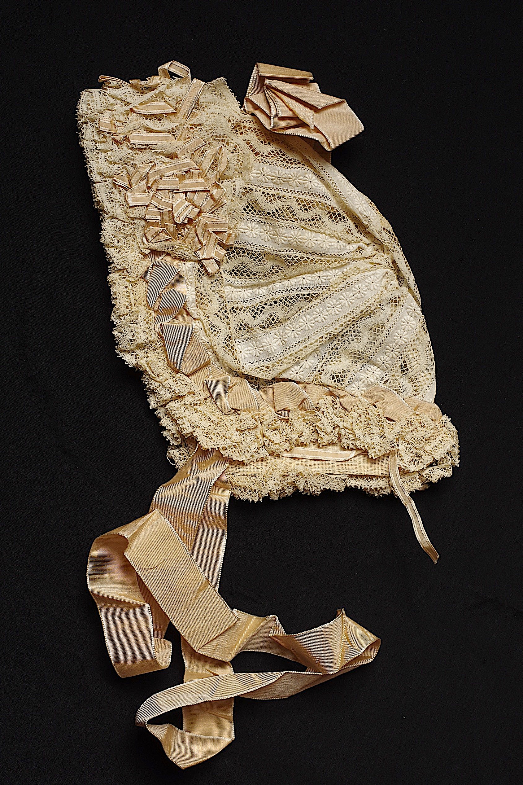 アンティークレース dentelle ancienne　ボネ　bebe2