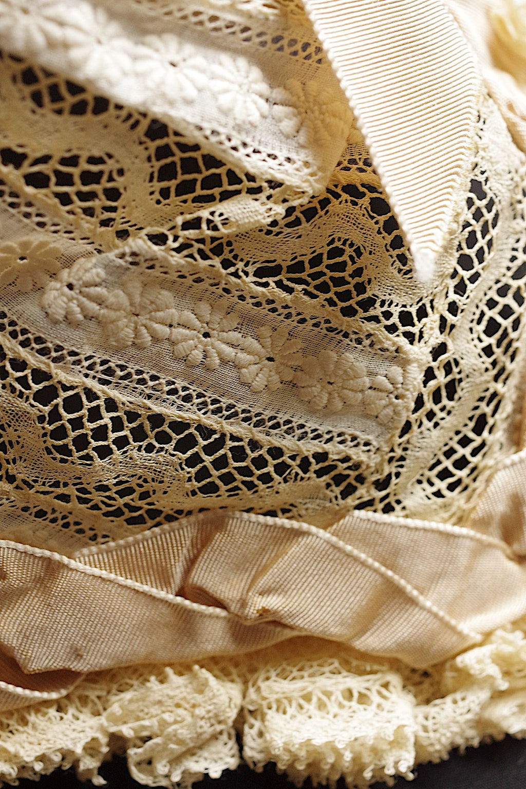 アンティークレース dentelle ancienne　ボネ　bebe2