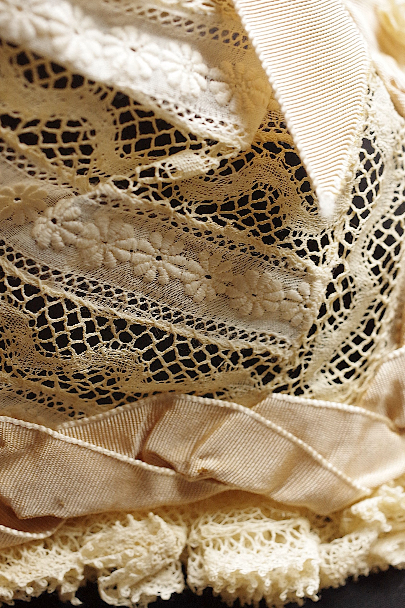 アンティークレース dentelle ancienne　ボネ　bebe2