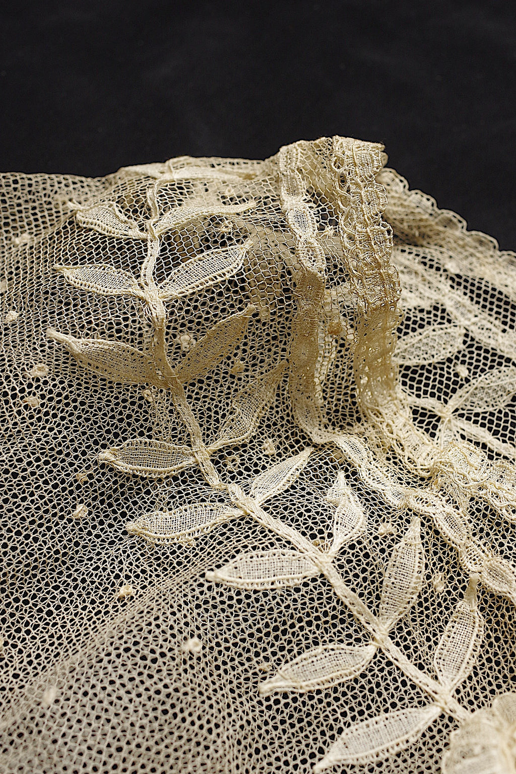 アンティークレース dentelle ancienne　チュールジレ