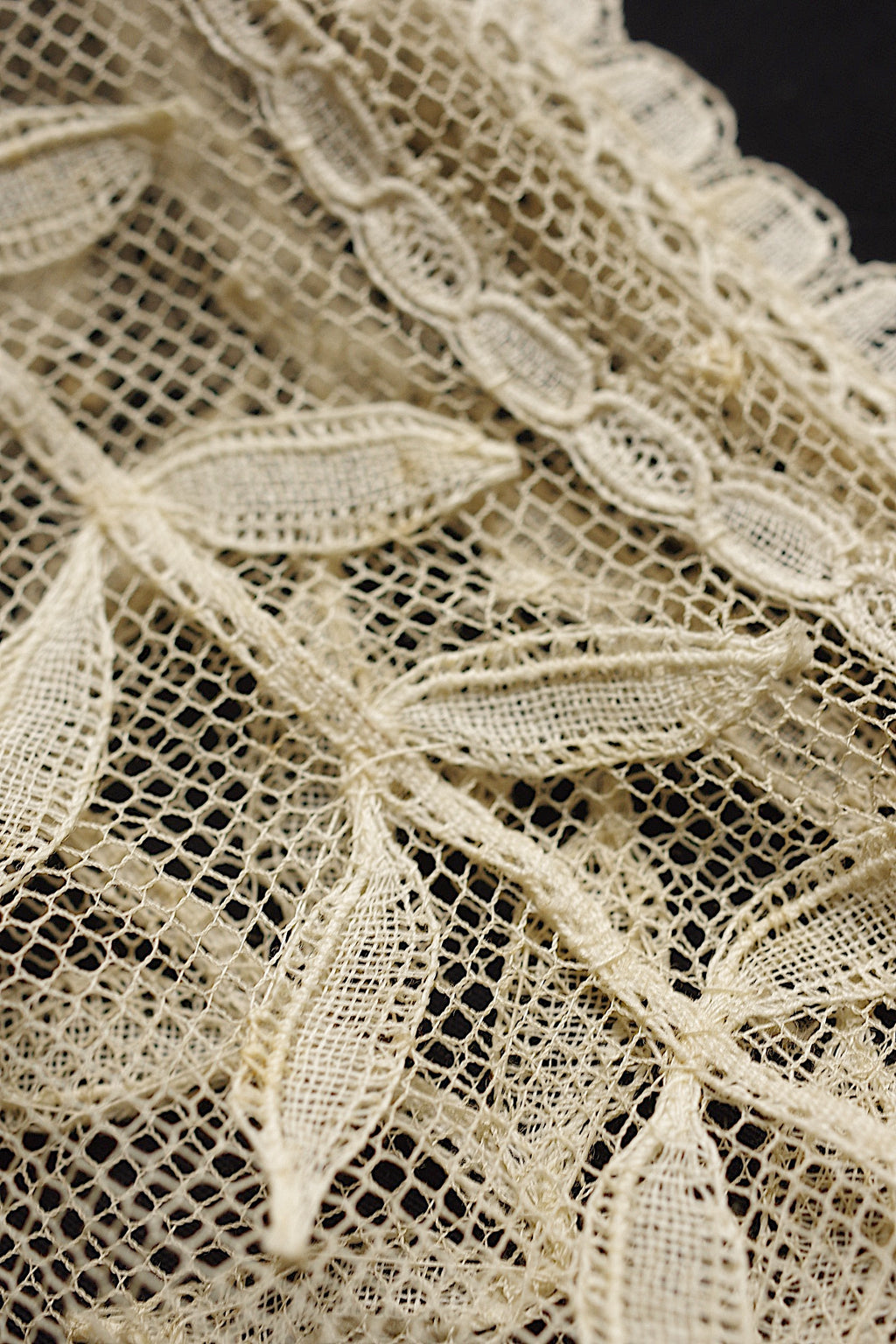 アンティークレース dentelle ancienne　チュールジレ
