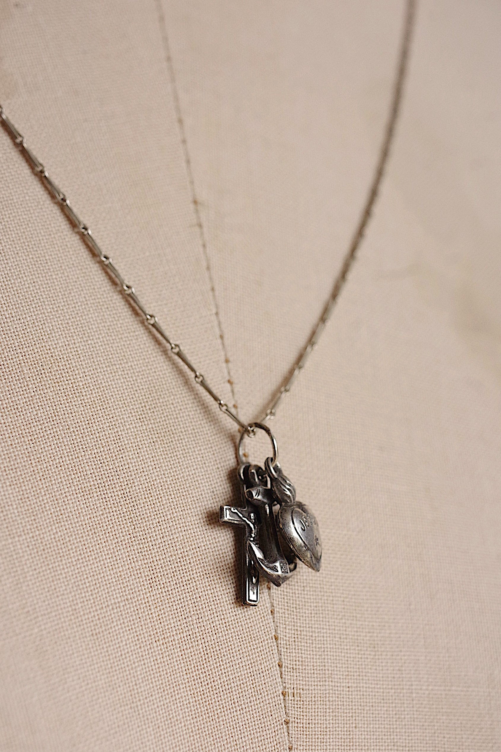 アンティークペンダント　collier antique 3モチーフ