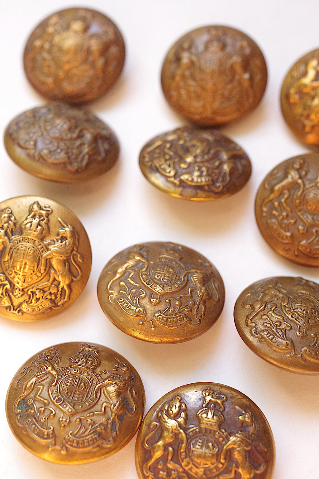 アンティークボタン　antique bouttons lots 1