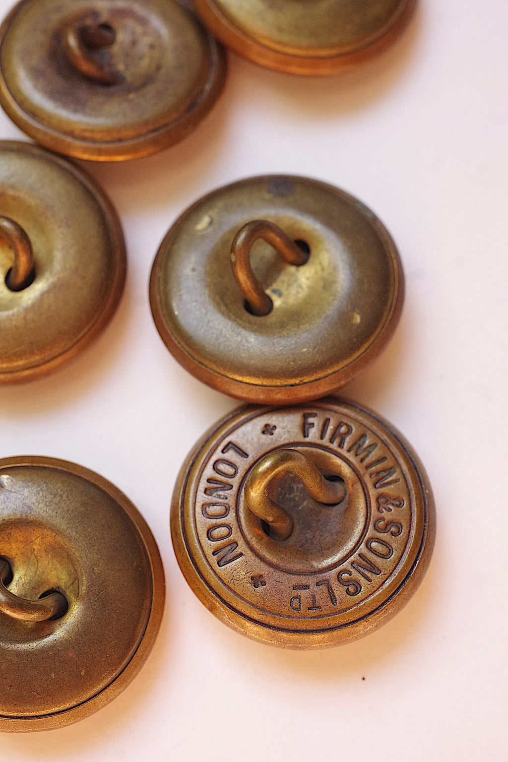 アンティークボタン　antique bouttons lots 1