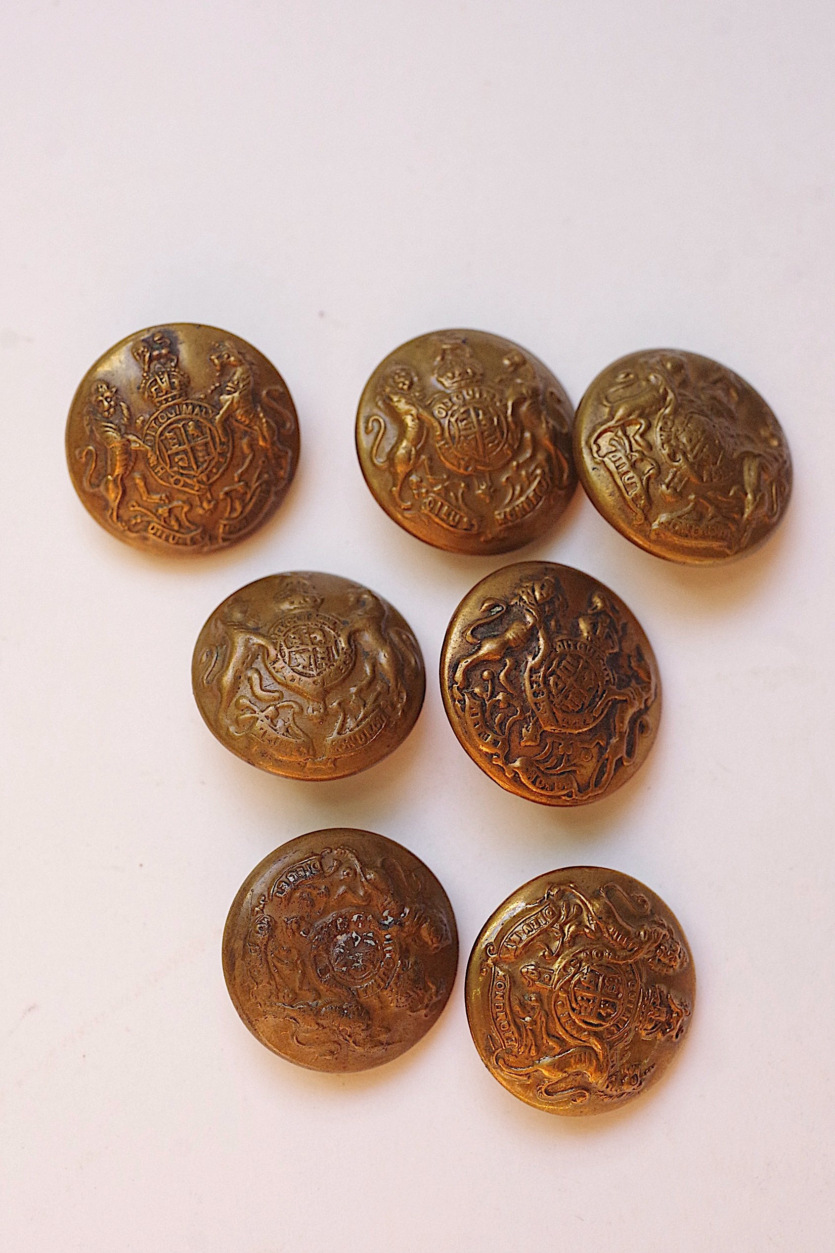 アンティークボタン　antique bouttons lots 2
