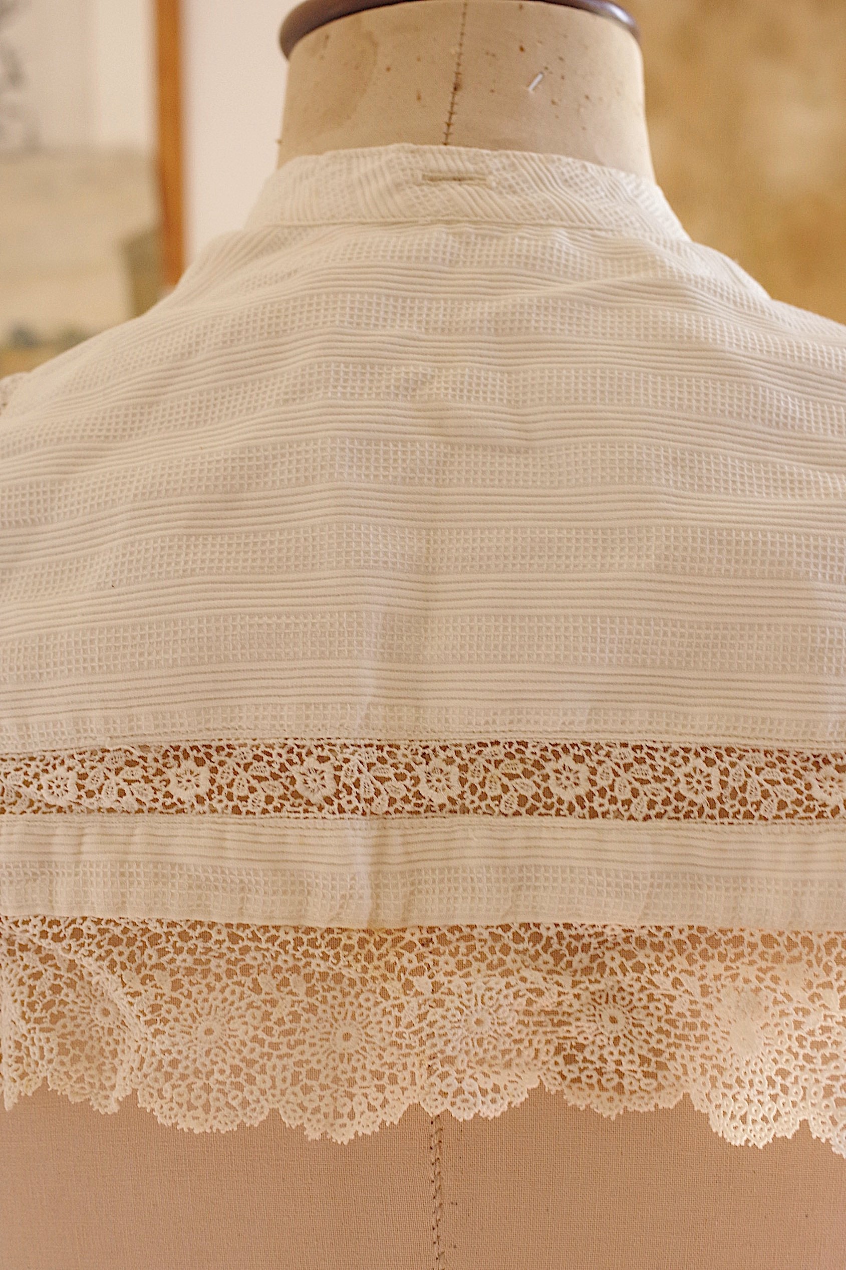 アンティークレース dentelle ancienne　小さな襟