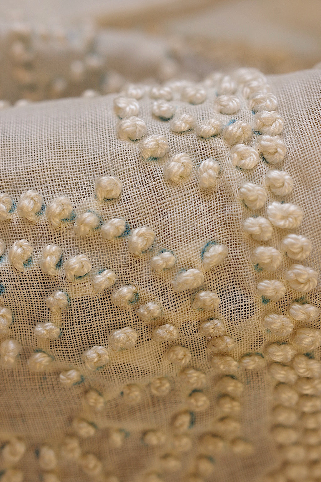 アンティークレース dentelle ancienne　刺繍ハギレ　襟　素材用