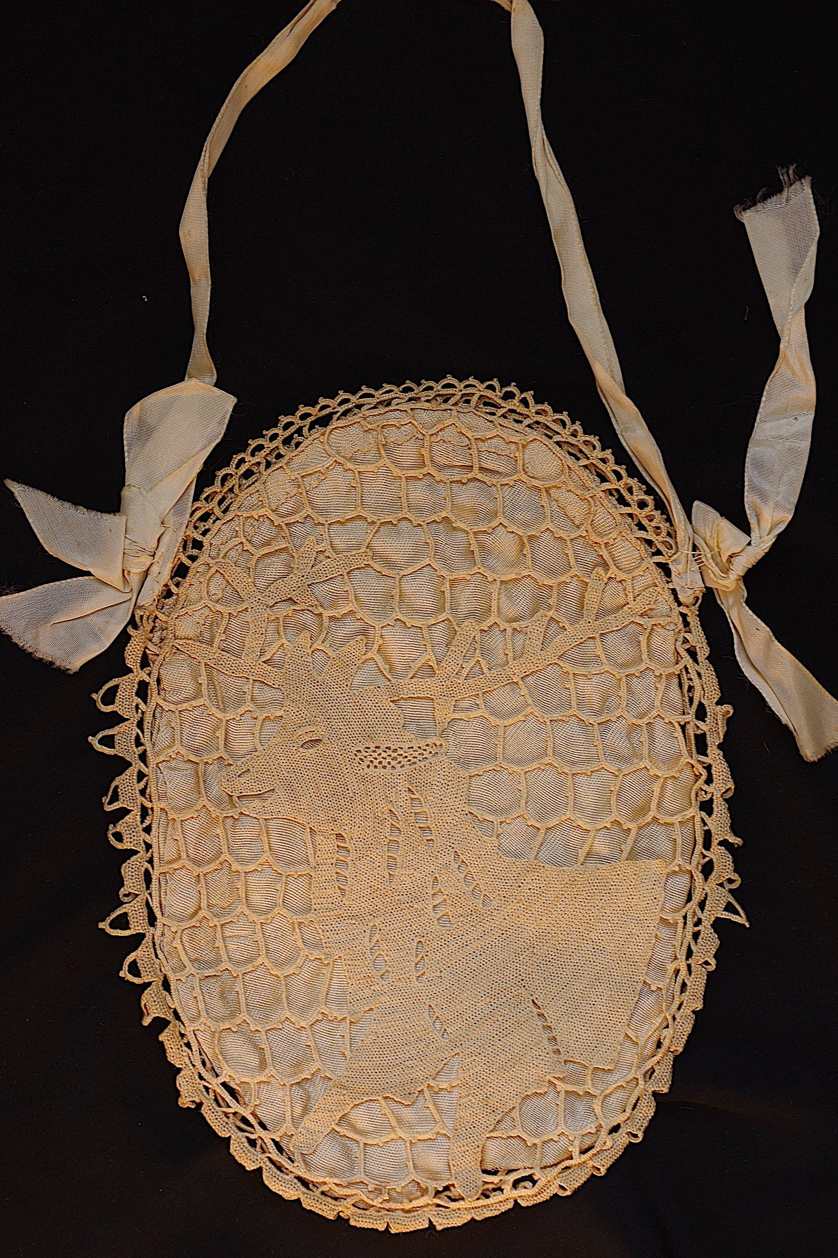 アンティークレース dentelle ancienne　刺繍ハギレ　ポシェット