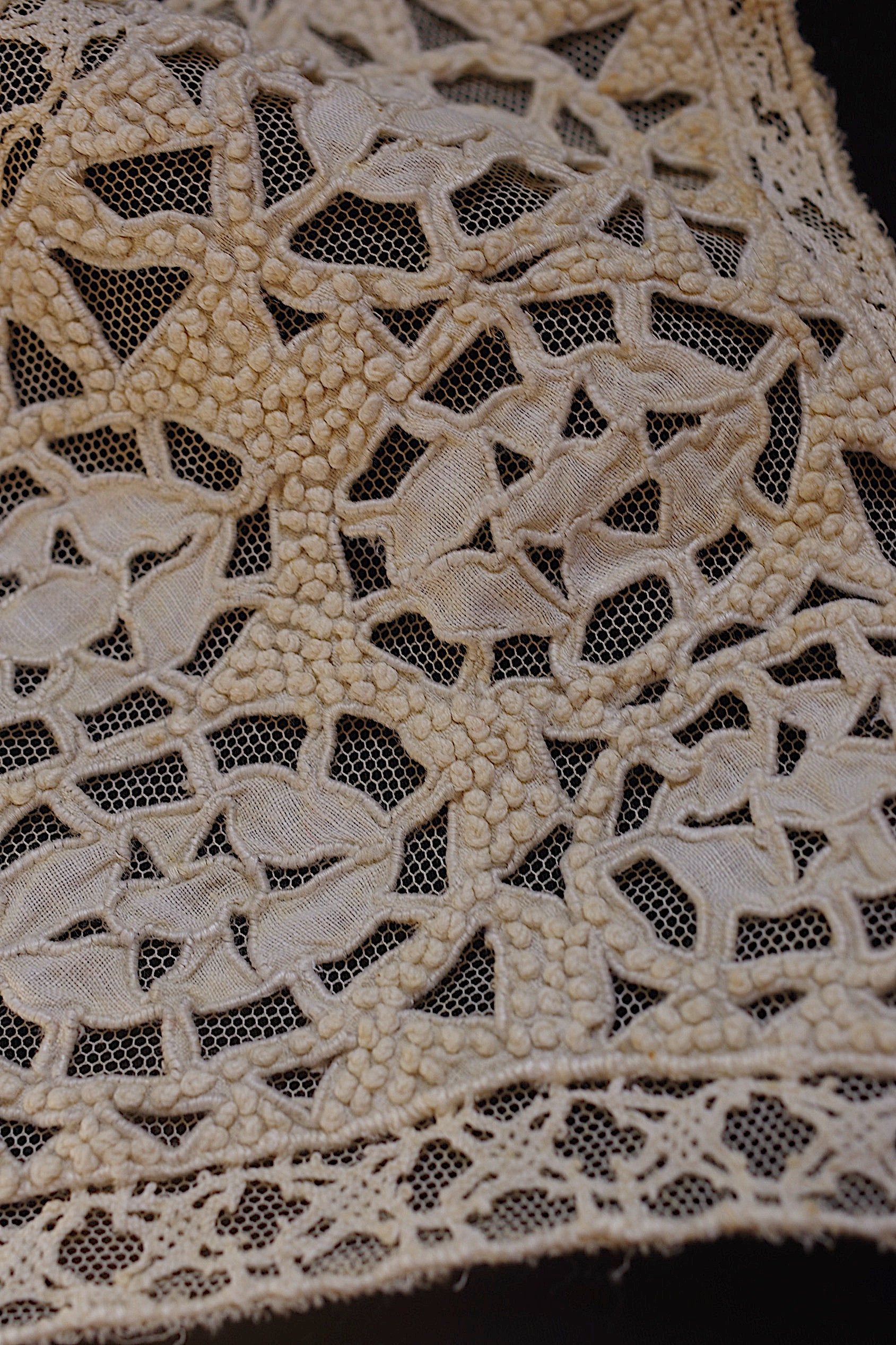 アンティークレース dentelle ancienne　パーツ2つ