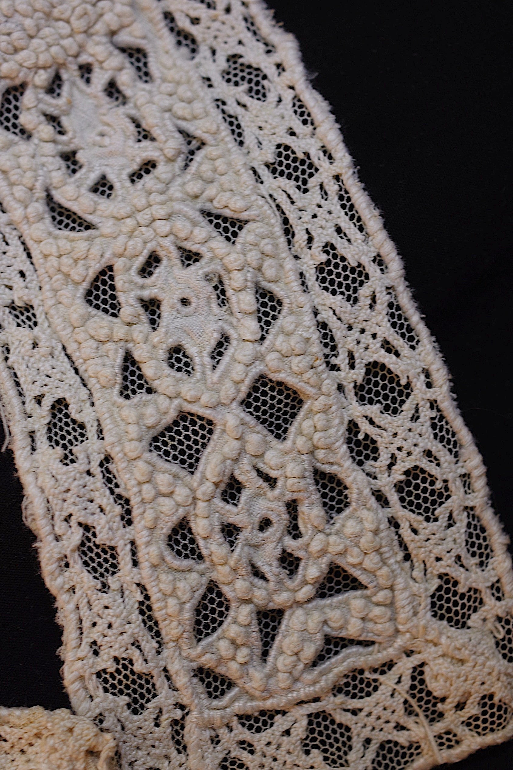 アンティークレース dentelle ancienne　パーツ2つ