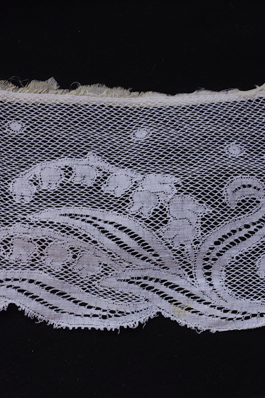 アンティークレース dentelle ancienne　650cm