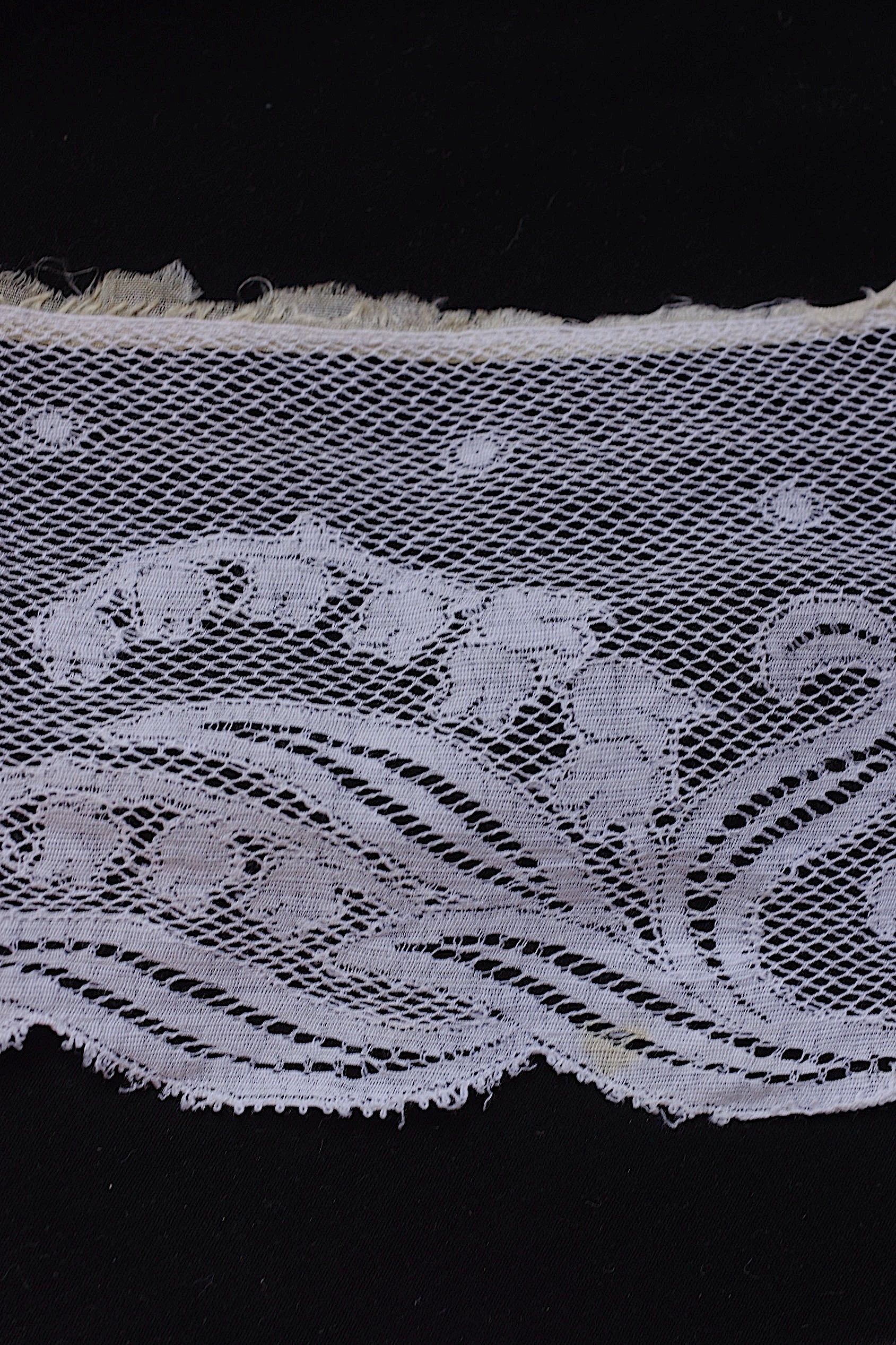 アンティークレース dentelle ancienne　650cm
