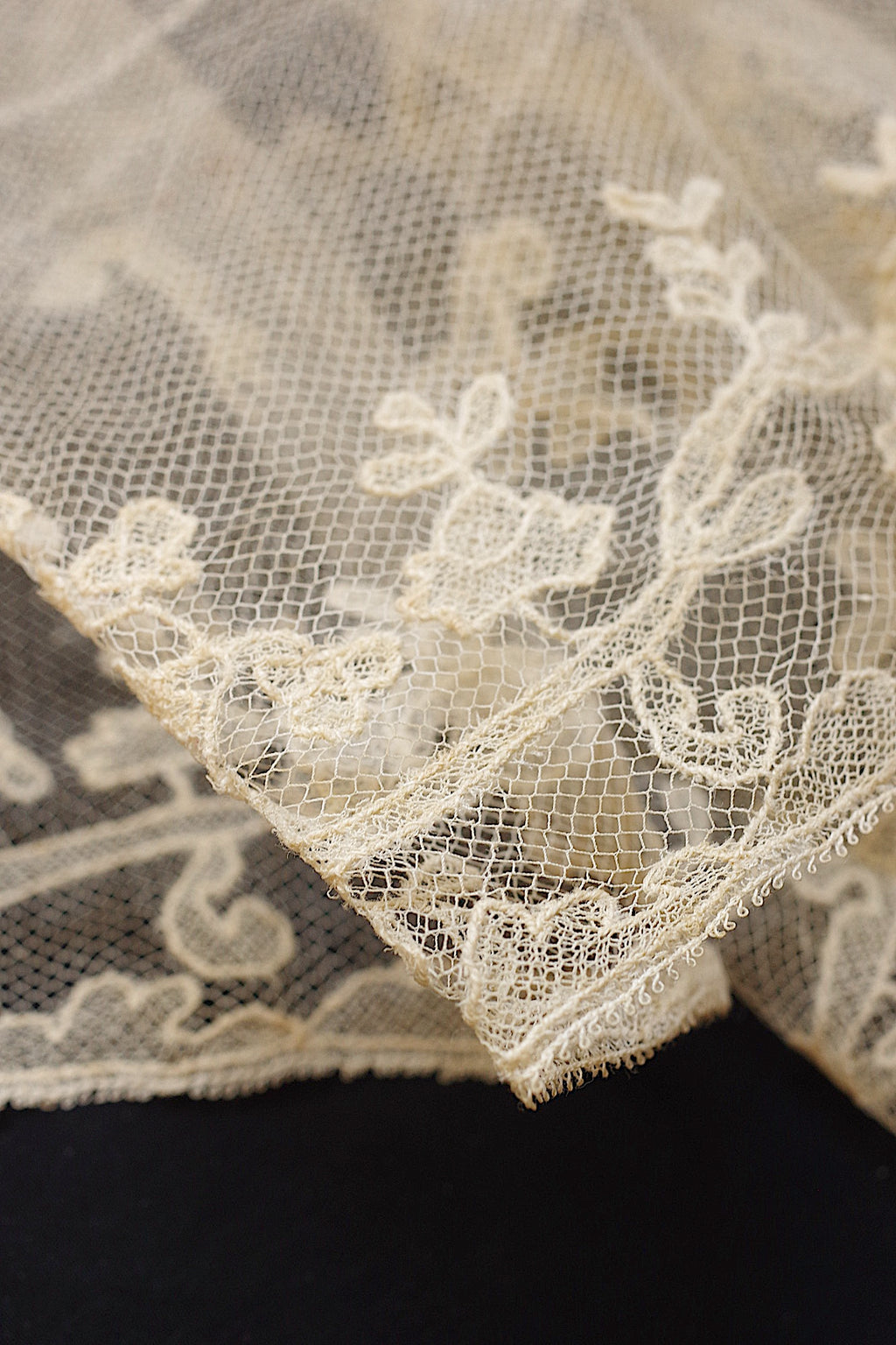 アンティークレース dentelle ancienne　190cm
