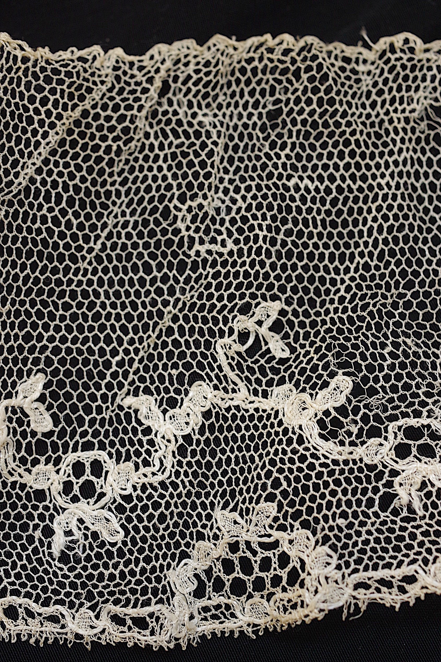 アンティークレース dentelle ancienne　180cm 250cm