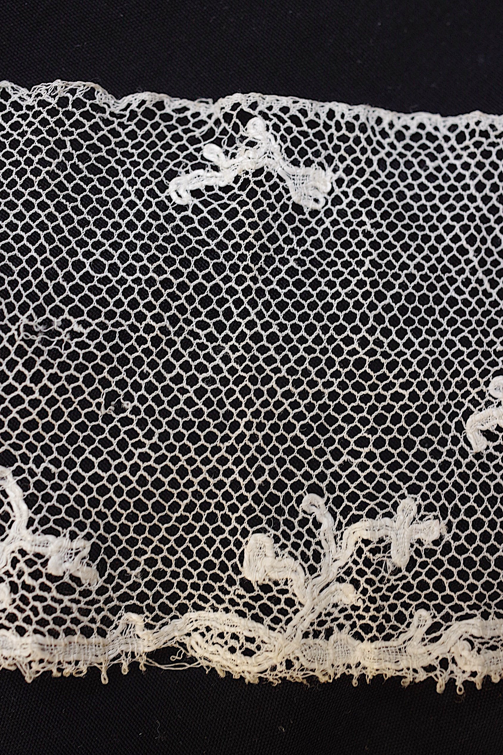 アンティークレース dentelle ancienne　180cm 250cm