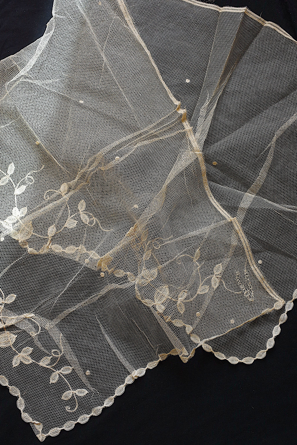 アンティークレース dentelle ancienne　２枚