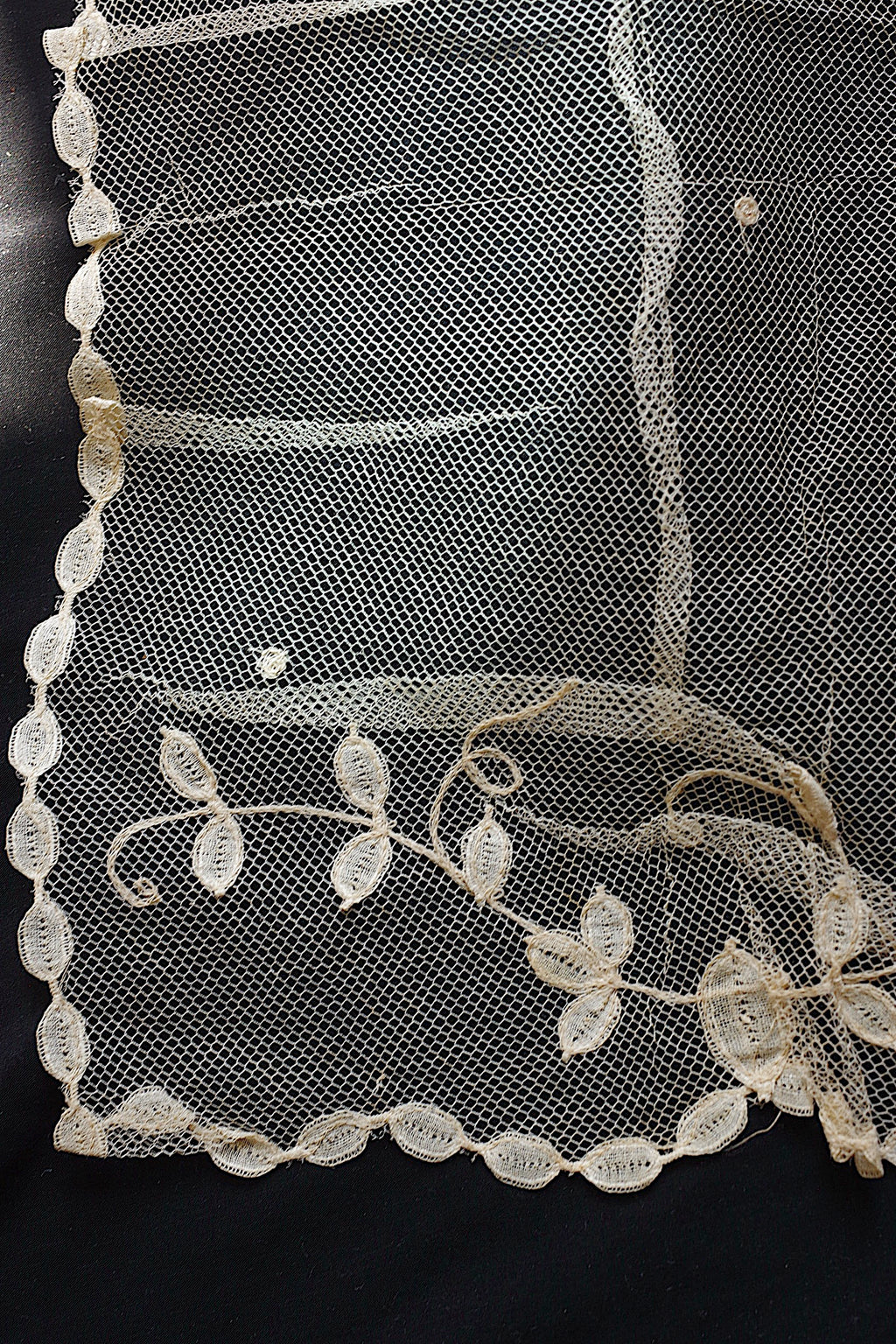 アンティークレース dentelle ancienne　２枚