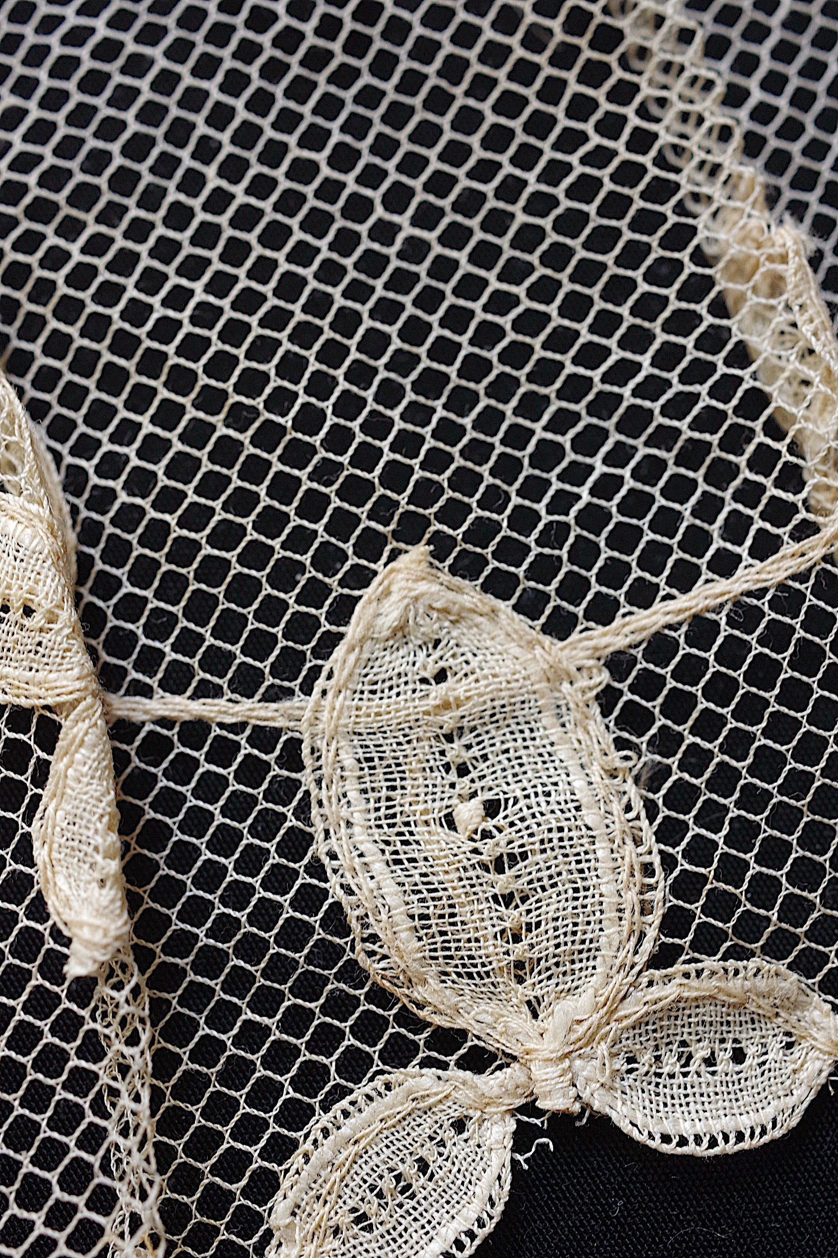 アンティークレース dentelle ancienne　２枚